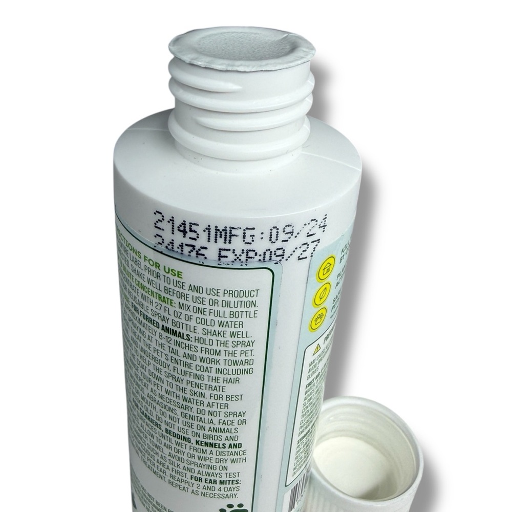 BugMD Pets Flea + Tick Concentrate Essential Oil‎ For Dogs 3.7oz EXP 9/27 - Picture 7 of 7